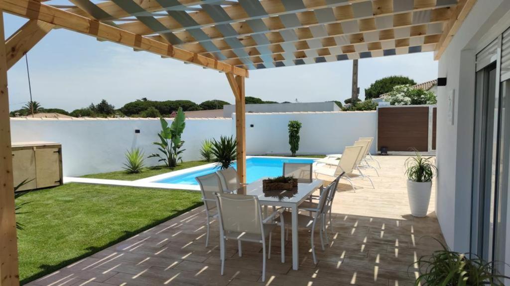 Palapa Garden Alojamientos, Piscina Privada Y Cerca Del Mar Chiclana de la Frontera Extérieur photo
